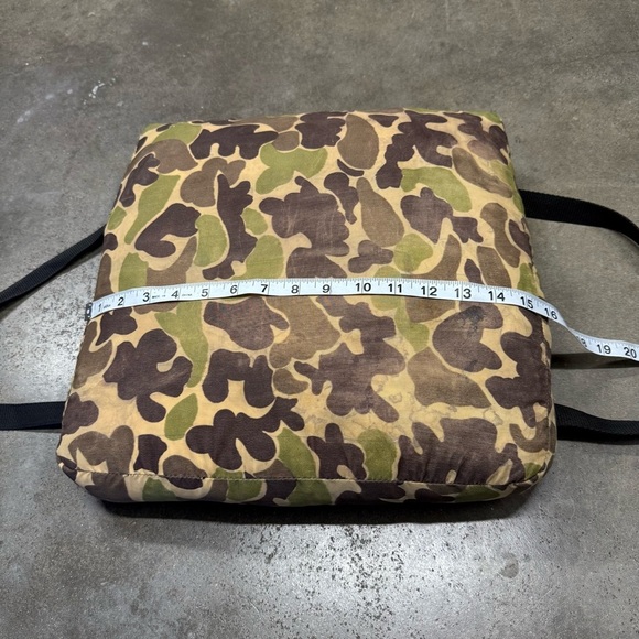 Vintage WWII Camouflage Seat Cushion Military Field Gear Hunting Pad - Picture 6 of 8